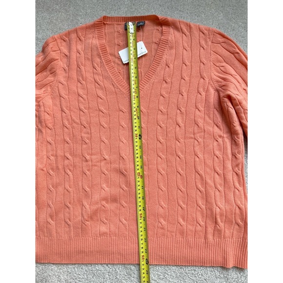 $179 NWT VINTAGE SAKS FITH AVENUE Z 100% CASHMERE CABLE KNIT V NECK SWEATER 2X - Picture 5 of 8